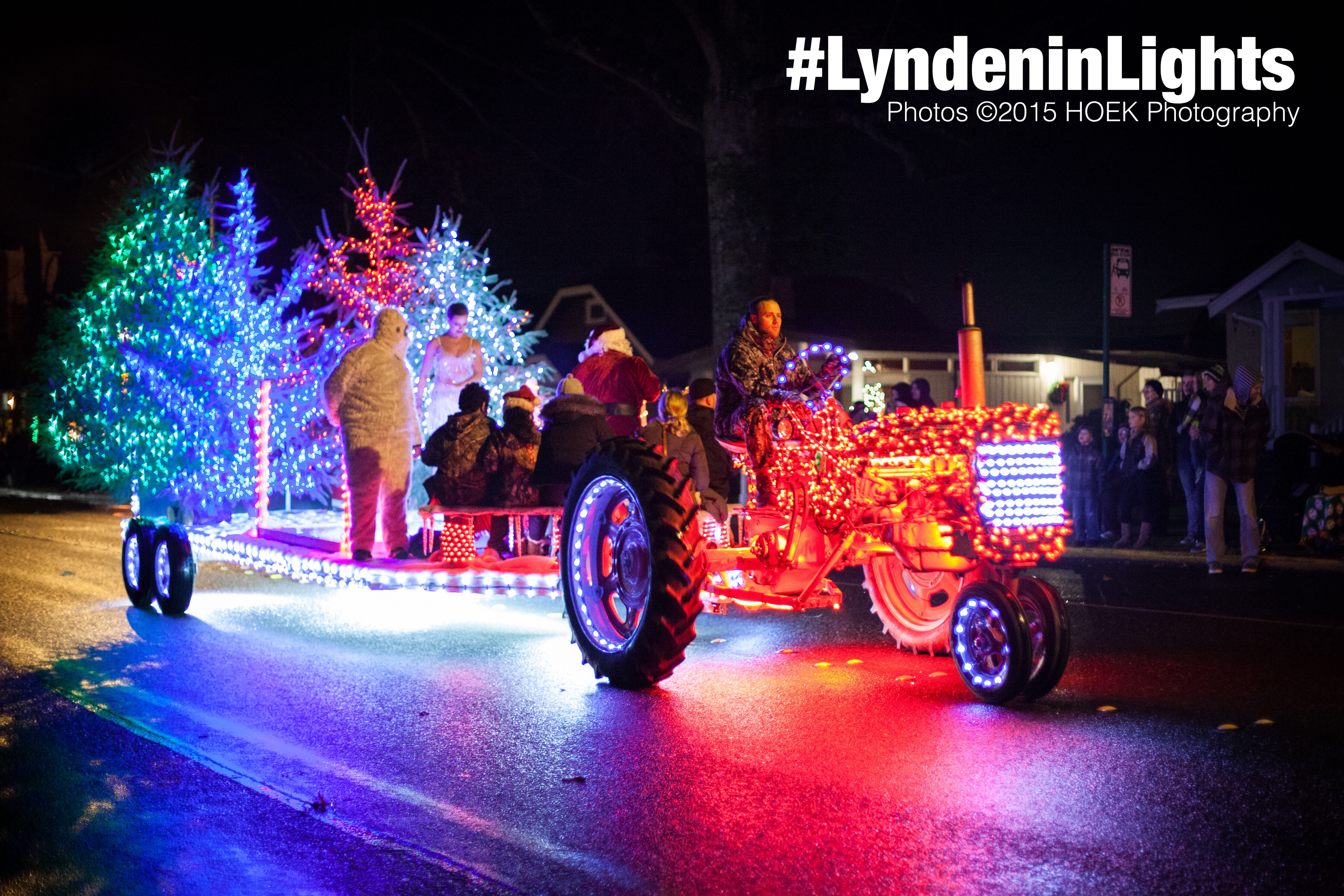 Photos: Lynden’s Lighted Christmas Parade 2015