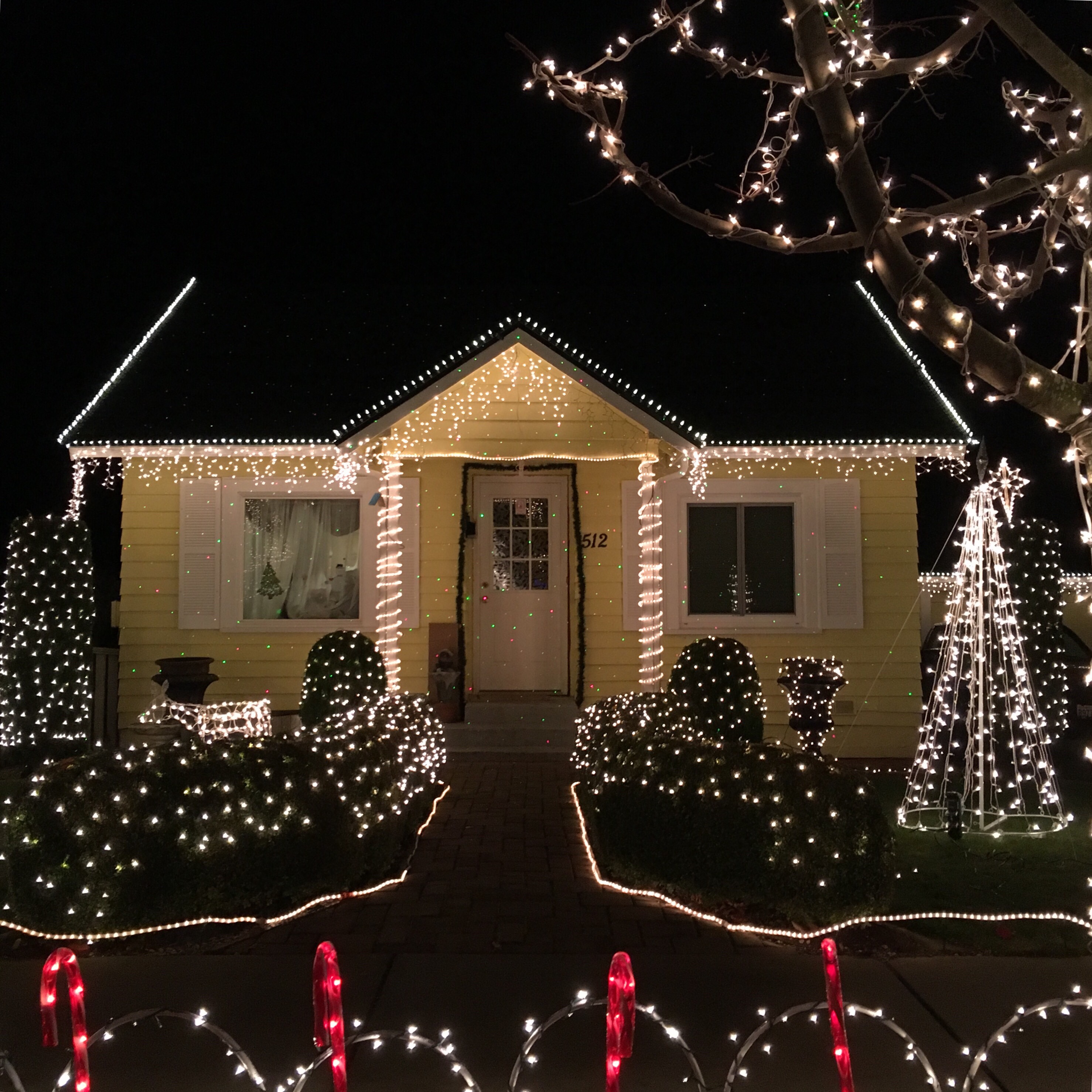 Festive home on East Grover in Lynden.